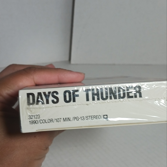 Days of Thunder 1990 VHS Tom Cruise Video 1990 NEW/SEALED PARAMOUNT PICTURES - Picture 5 of 6